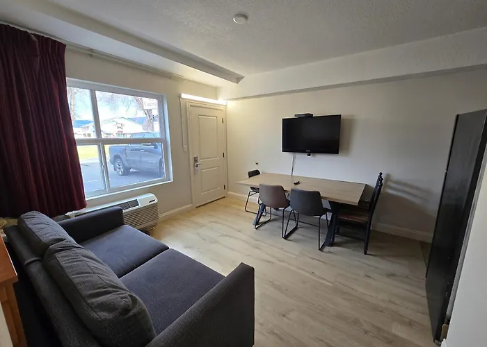 Sahara Courtyard Inn Penticton
