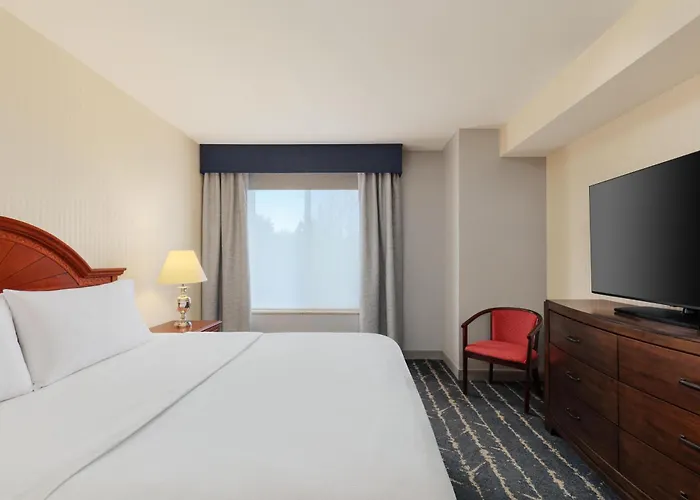 Hilton Garden Inn Milwaukee Northwest Conference Center