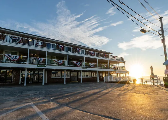 Norseman Resort On The Beach