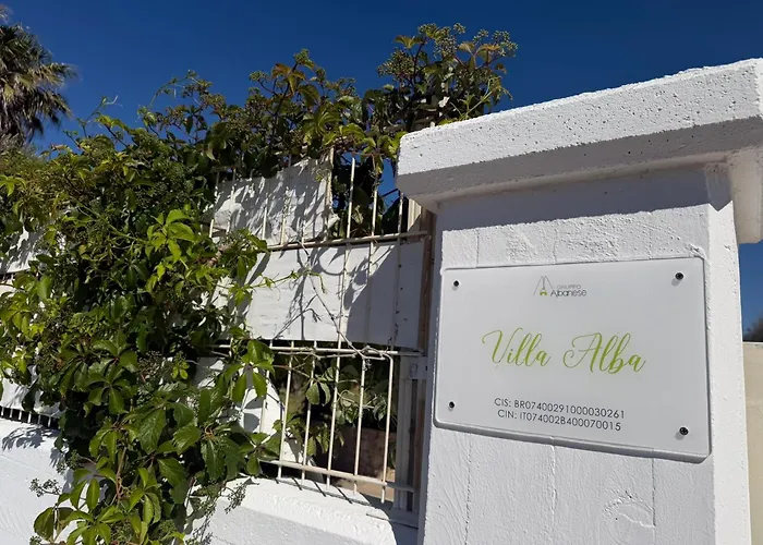 Villa Alba fronte mare