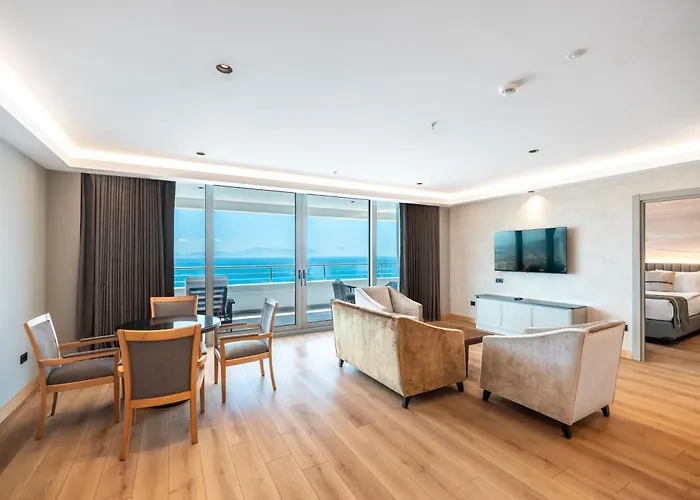 Korumar Hotel Deluxe