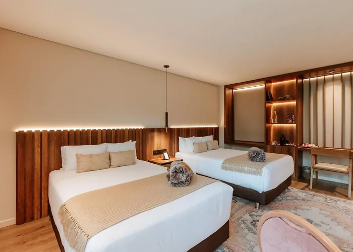 1616 Hotel
