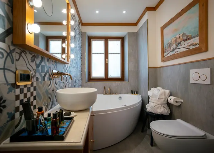 Ambra Cortina Luxury&Fashion Hotel