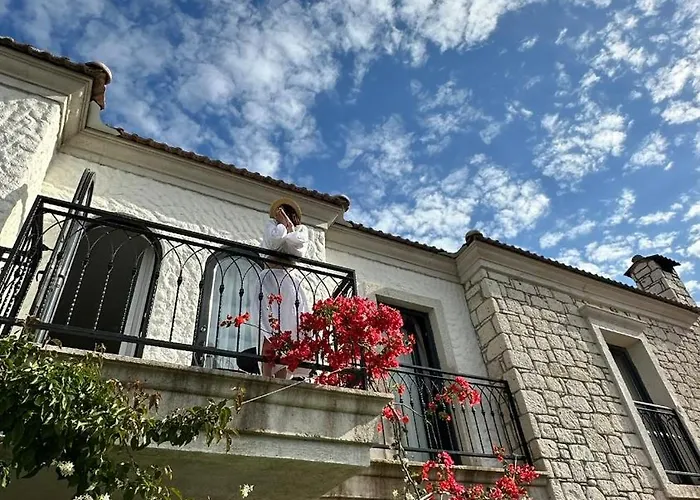 Cemal Alacati Butik Hotel