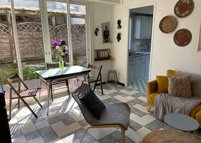 Belle maison avec jardin à 1mn de la plage