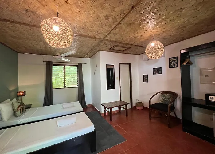 Golden Monkey Beach Hotel