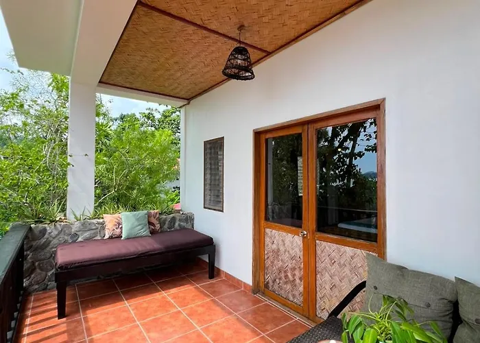 Golden Monkey Beach Hotel
