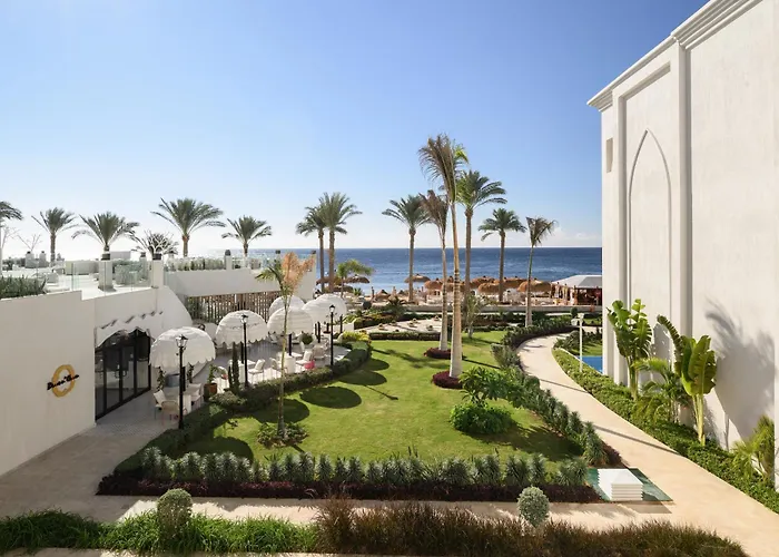 Sunrise Remal Beach Resort