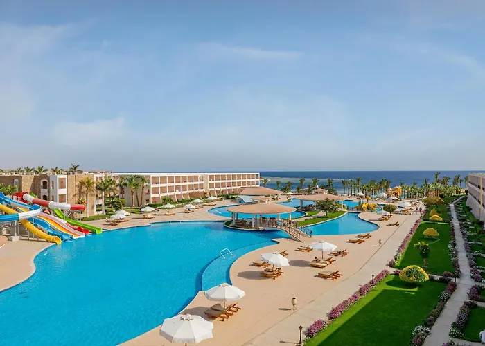Royal Brayka Beach Resort