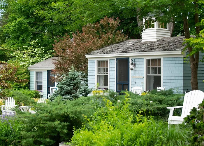 The Cottages At Cabot Cove