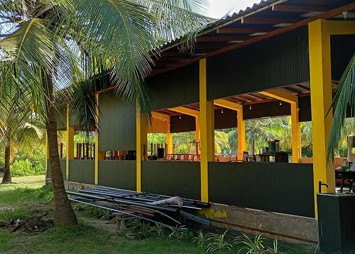 Salt Bay Kite And Dive Resort