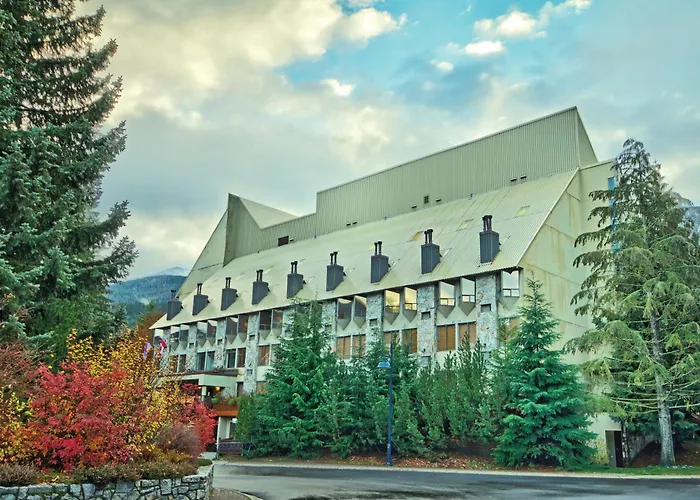 Mountainside Lodge