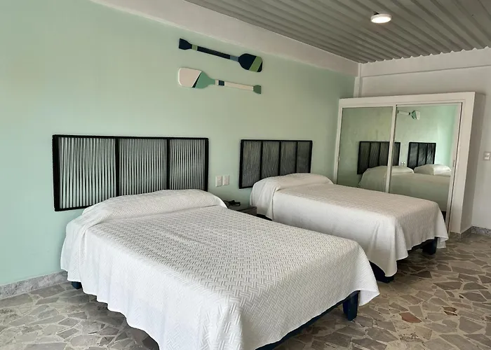 Acamar Beach Resort