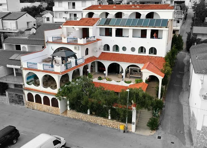 Irene Bed & Breakfast Tisno