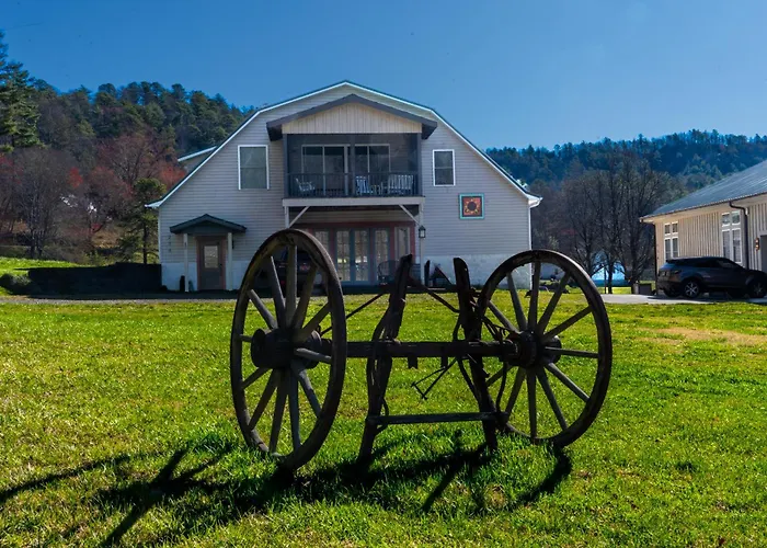 Circle Square Farm - 15Min To Brevard!