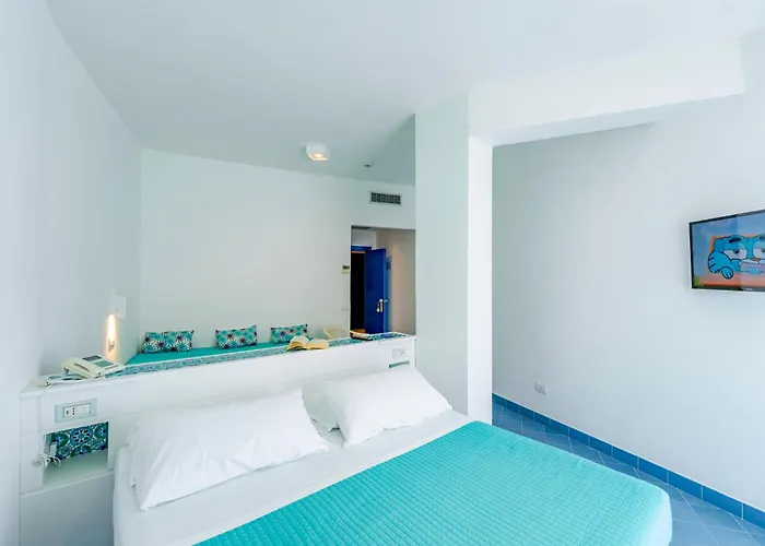 Hotel Baia Di Puolo
