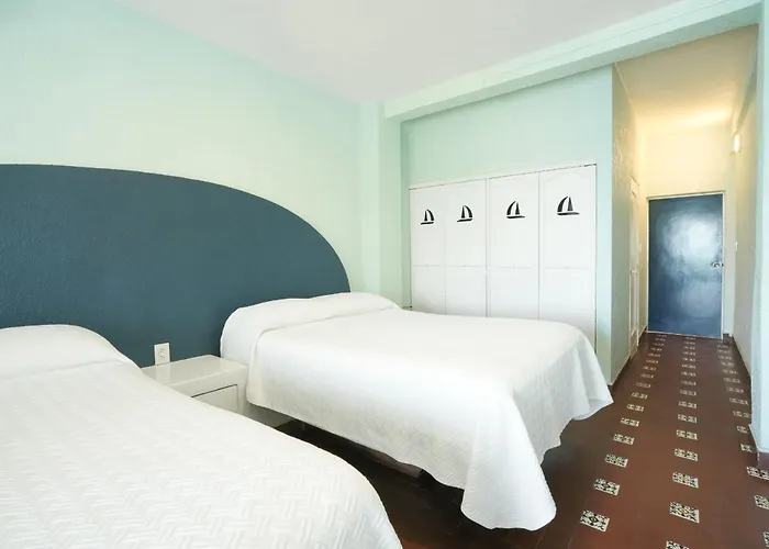 Acamar Beach Resort