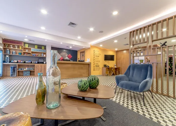 Novus Plaza Hodelpa