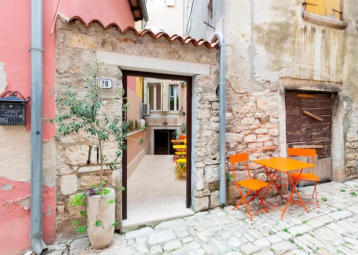 Villa Nea Seaview! Deluxe Apartments In Old Town!