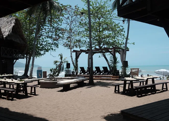 Unu Beach Hotel