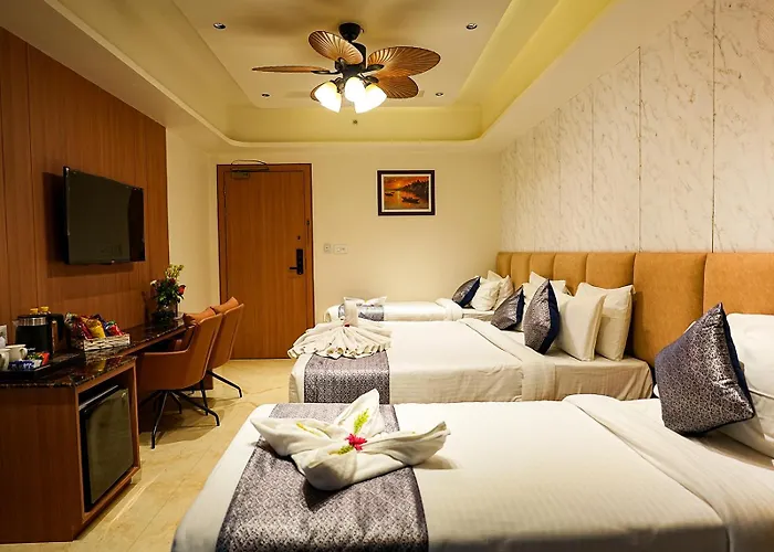 Balaji Palace Kashi - By Four Leaf Hotels