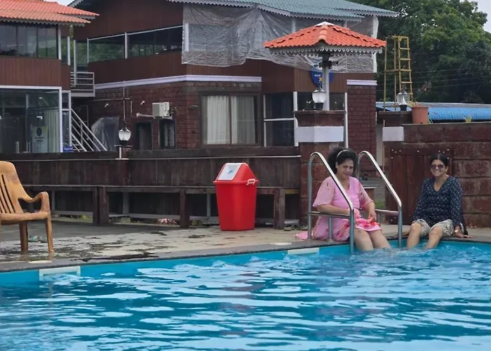 Mai'S Beach Resort