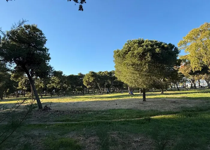 Villetta Tina a 50 m dal Mare -Residence -Ampio Giardino Privato- Parking