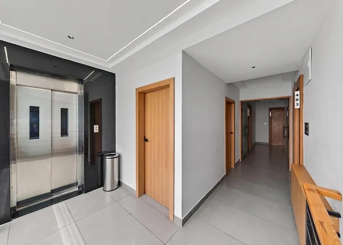 23 Urban Square