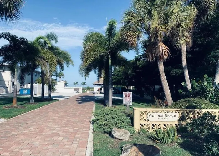 1Br Venice Home With Private Beach Access - Golden Beach Haven
