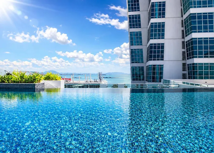 Georgetown Seaview Duplex 2Br For 6 Guests At Maritime Suites 073A