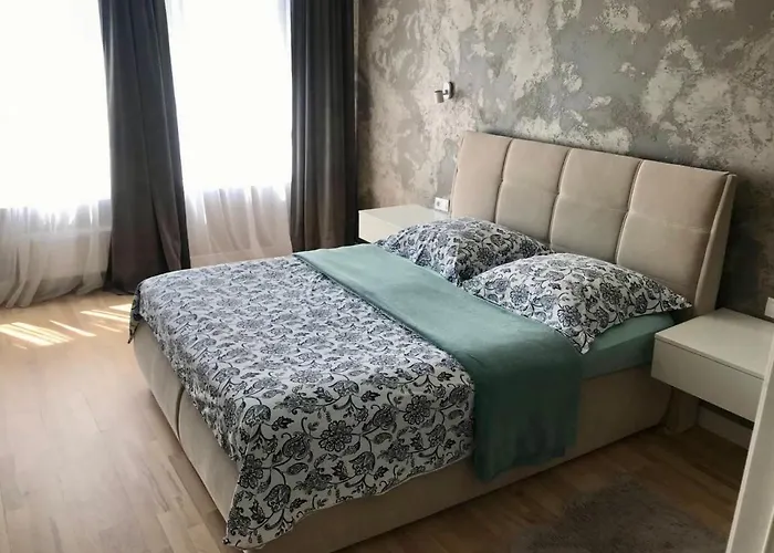 Світло Цілодобово Rent-Kiev Metro Chernigivska Vip
