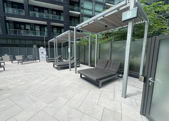 Downtown Luxury Condo Gym & Parking