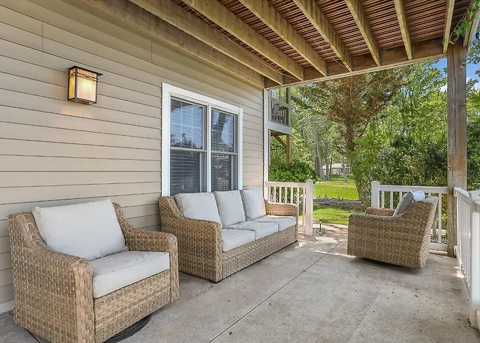 Beachfront Haven - Sunset Views - Hot Tub - Bbq - Family Friendly