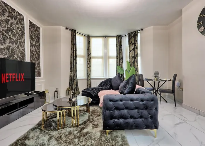 Reeha'S Hotel Apartments