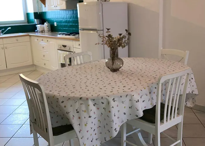 Agréable Maison de ville - Equeurdreville-Hainneville