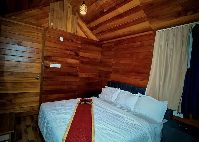Fossil 900 Woods Resort