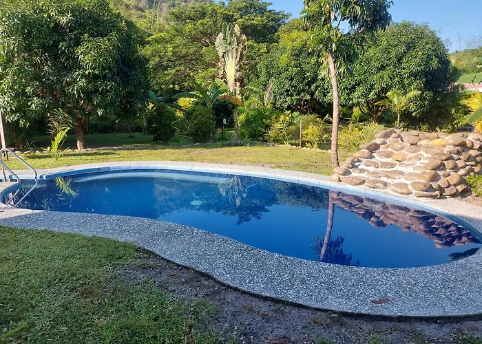 Mountain Side Travellers Inn