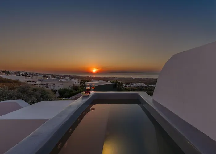 Elios Cave Suites