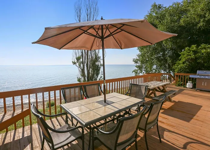 Hoff Cottage On The Beach