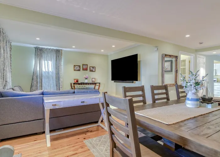 The 1889 Modern Victorian 6Br House Sunroom 1 Block To Sandy Beach Beach Badges Included Walk To Asbury Park Nightlife Dog Friendly