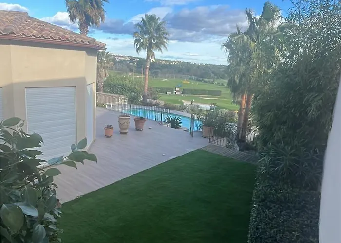 Le Repere Des Golfeurs - Piscine & Clim