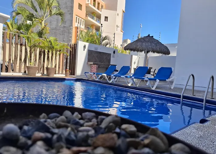 B1 Luxurious Condo A Few Meters From The Beach, Ground Floor