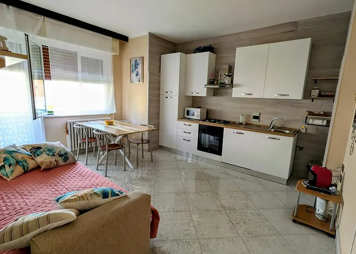 In Via Capri 1991 Apartment