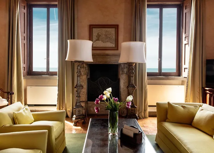 La Posta Vecchia Hotel
