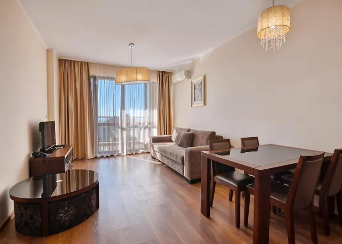 Apart Hotel Golden Line