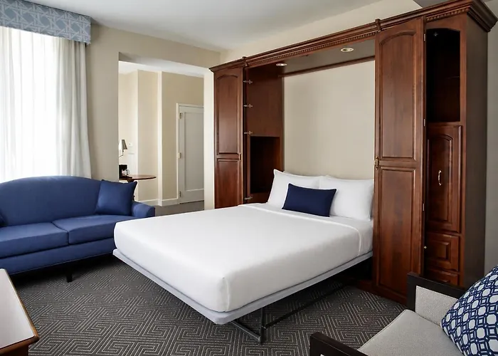 Hotel 24 South