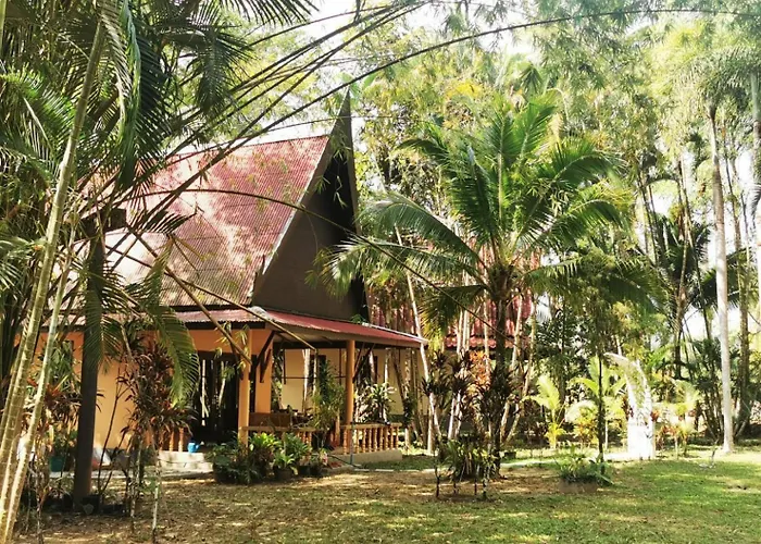Lake View Bungalows