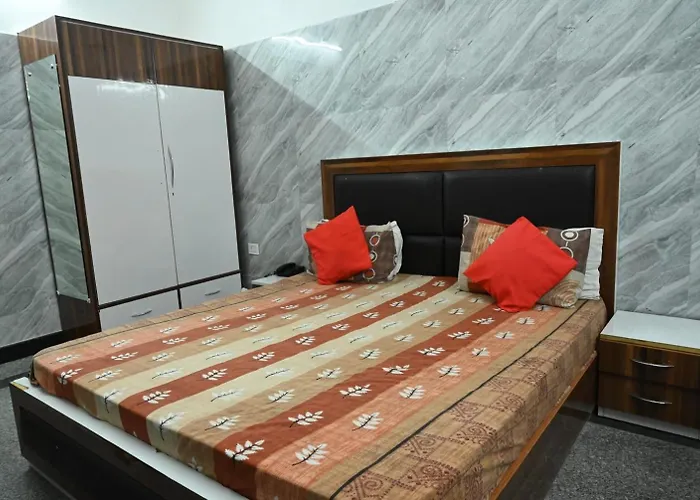 Hotel Amar Leela