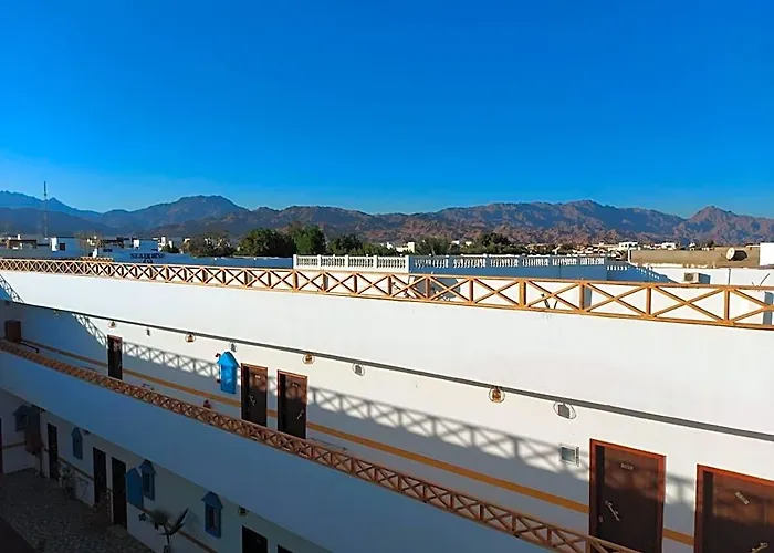 Golden Plaza Dahab Resort