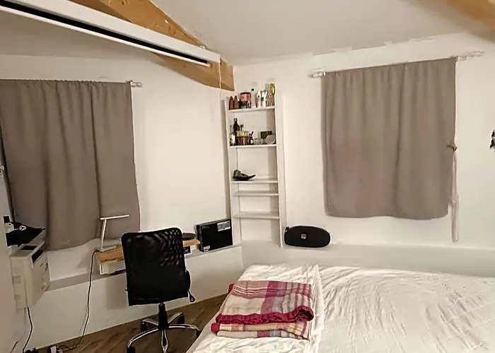 Alpinias Bed And Breakfast